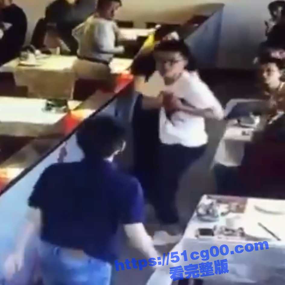 北京中科院研究生 周凯旋 因妒忌同乡 谢雕 在餐厅对其连捅数刀 当场死亡！