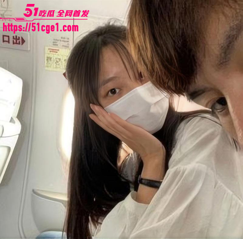 黑龙江科技大学教室门女主 张雨佳 结婚上岸 与炮友陈亚超 性爱监控仍旧历历在目！