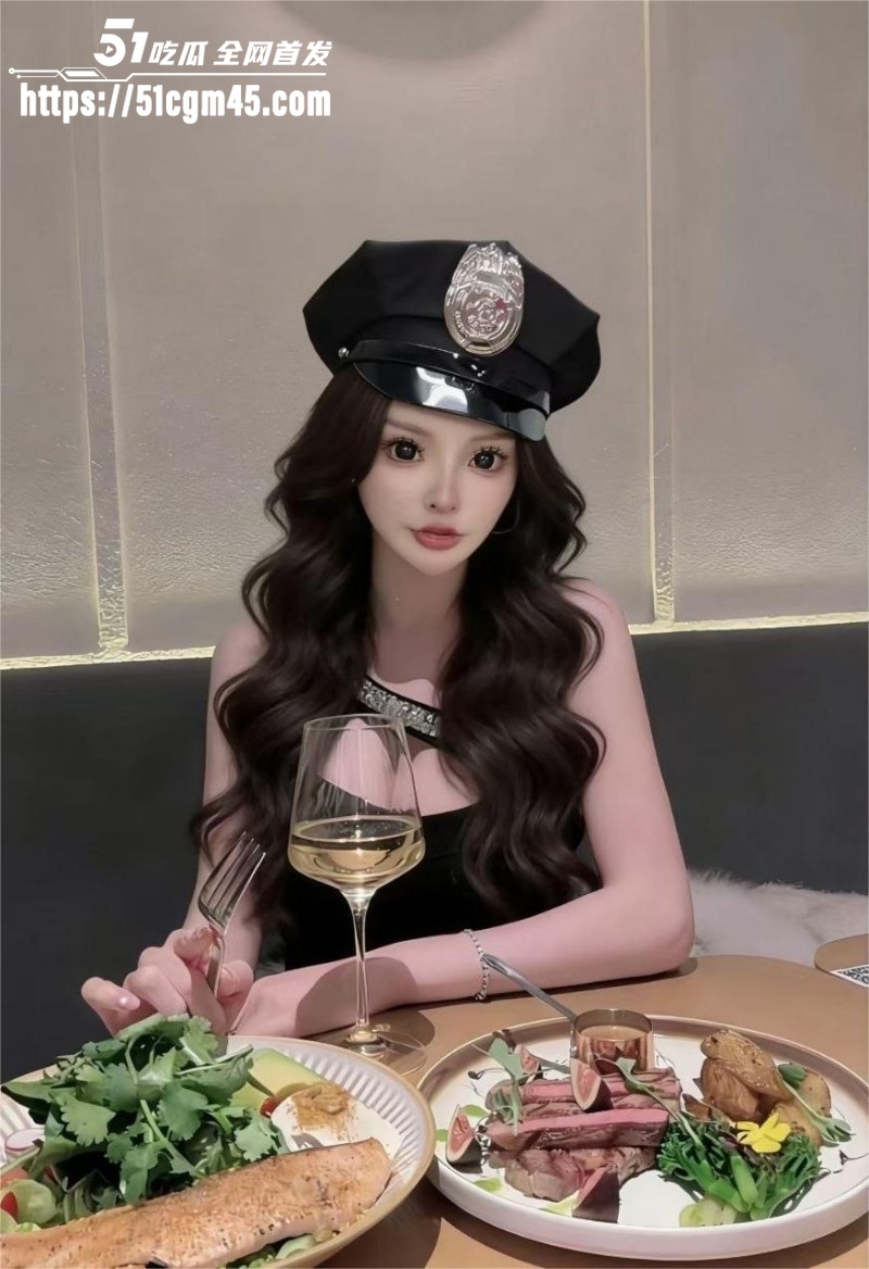 世界旅游小姐总冠军 尤美 裸聊发骚视频独家曝光 爆乳尤物沦为反差骚婊