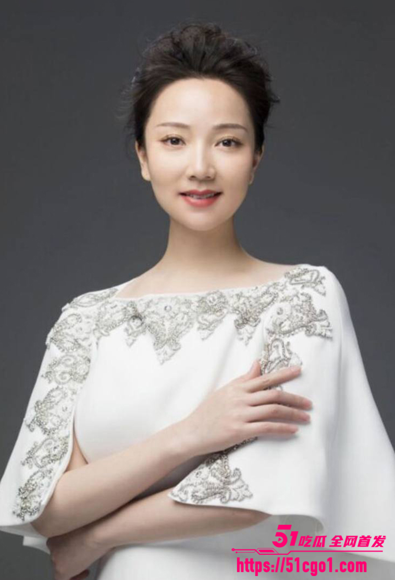 上海音乐学院最年轻女教授 许洁 给富豪生娃换职称 正宫太子曝偷情监控 全网沸腾！