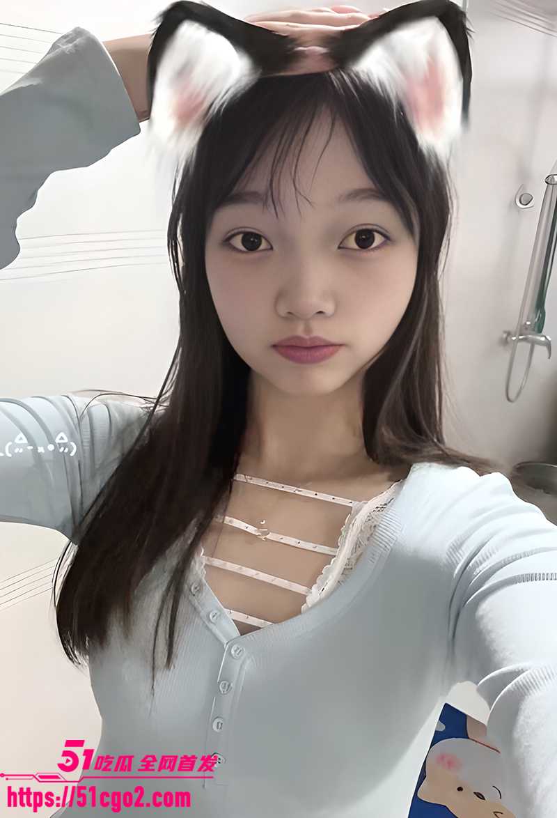 温州可爱少女 马文茵 当精盆被无套狠操 真空爬山遭扒光玩弄 乖巧淫媚堪称极品！ 