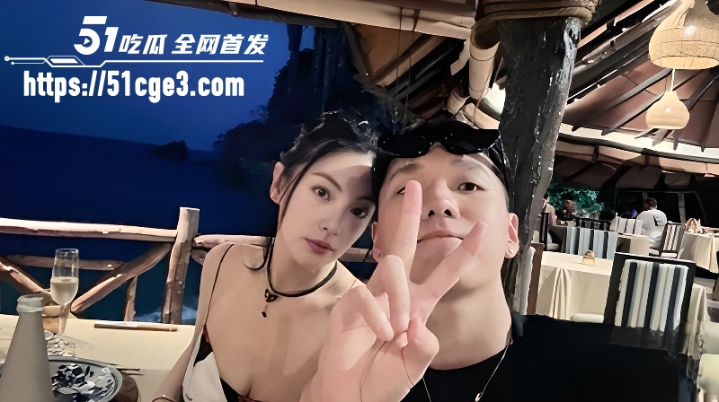张雨绮惊曝分手丑闻 与刘子琪相差12岁 姐弟恋被甩 网友怒骂其为公交车谁都能上！